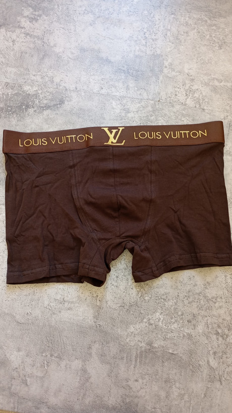 شورت مردانه پادار نخ پنبه کتان کش پهن طرح Louisvuiton